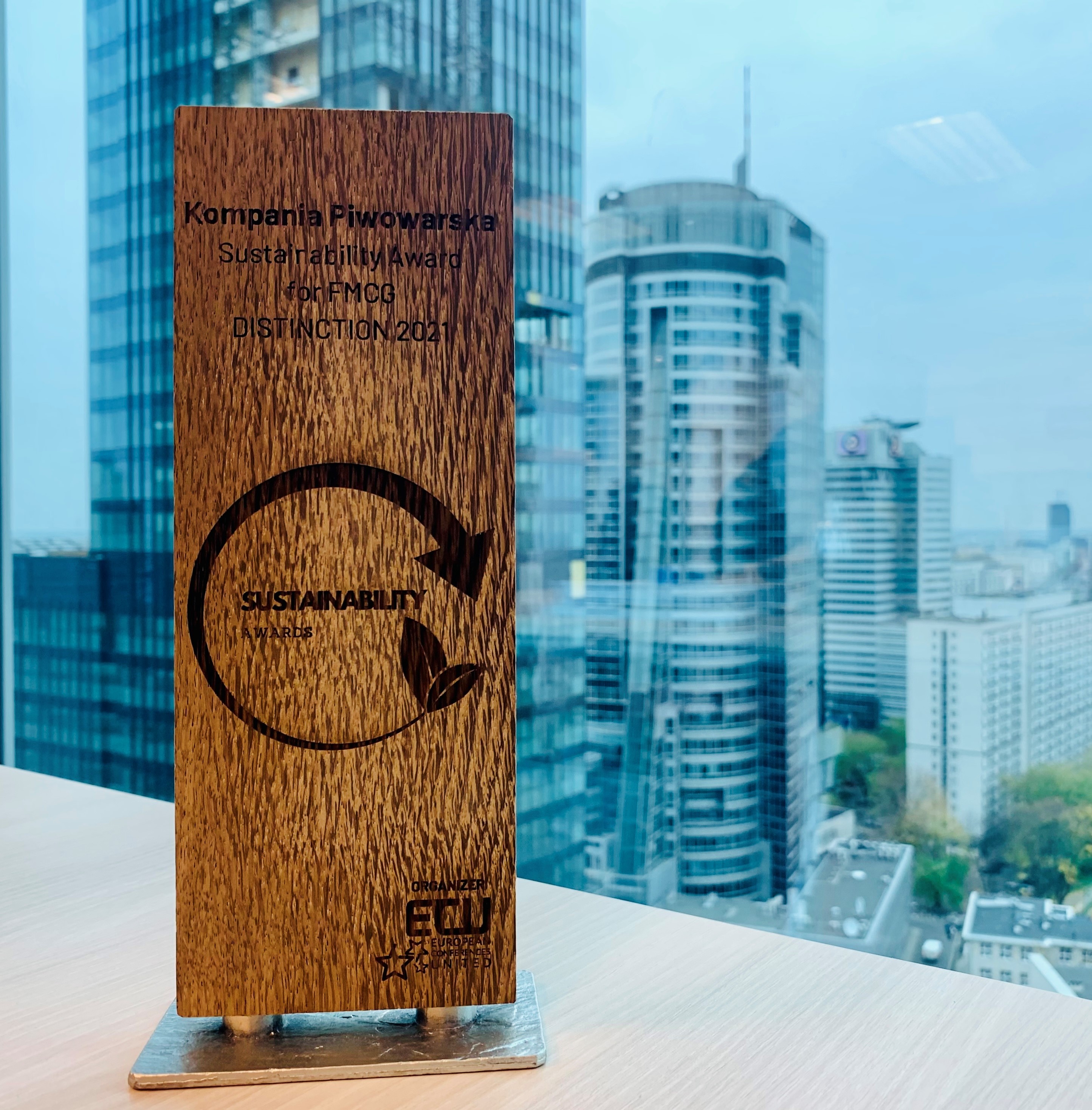 Kompania Piwowarska with a ECU Sustainability Award distinction for the campaign of Żubr’s Fund established by the Żubr brand
